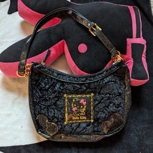 Hello kitty Devil purse 😈
